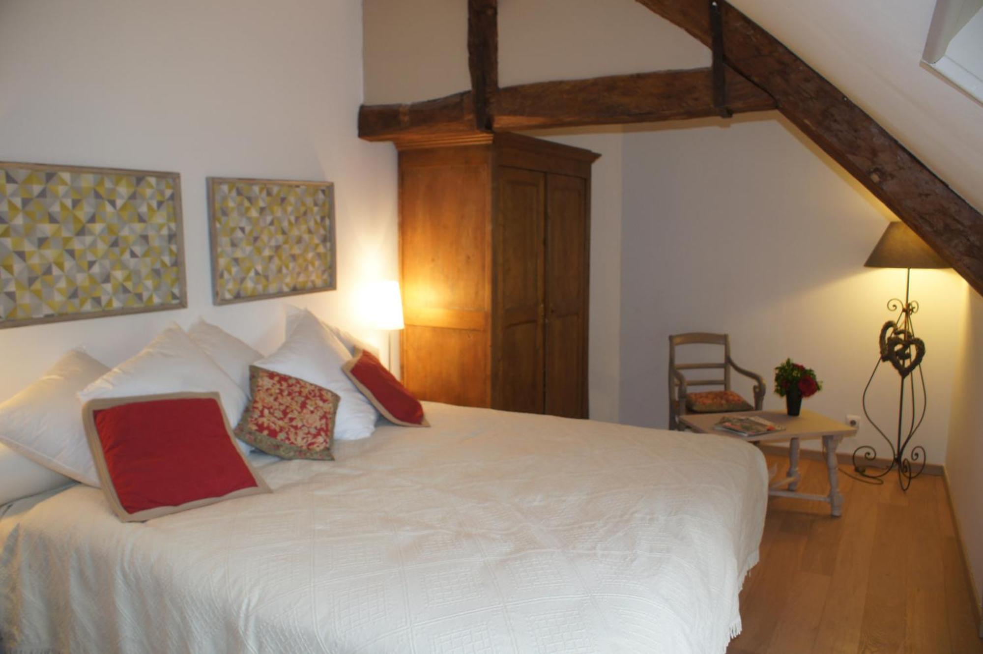 Le Moulin 1826 Bed & Breakfast Houdan Екстериор снимка